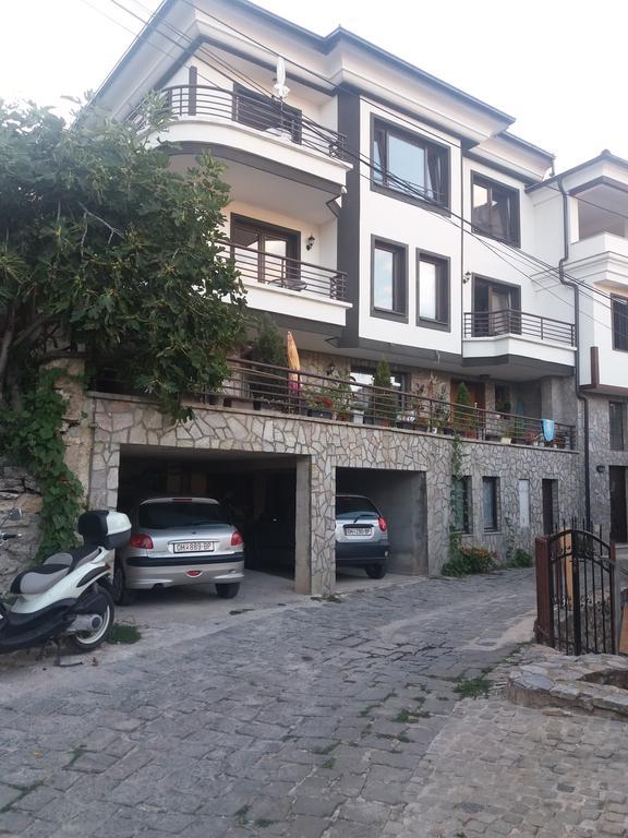 Grigor Prlichev Apartments Ohrid Exterior foto